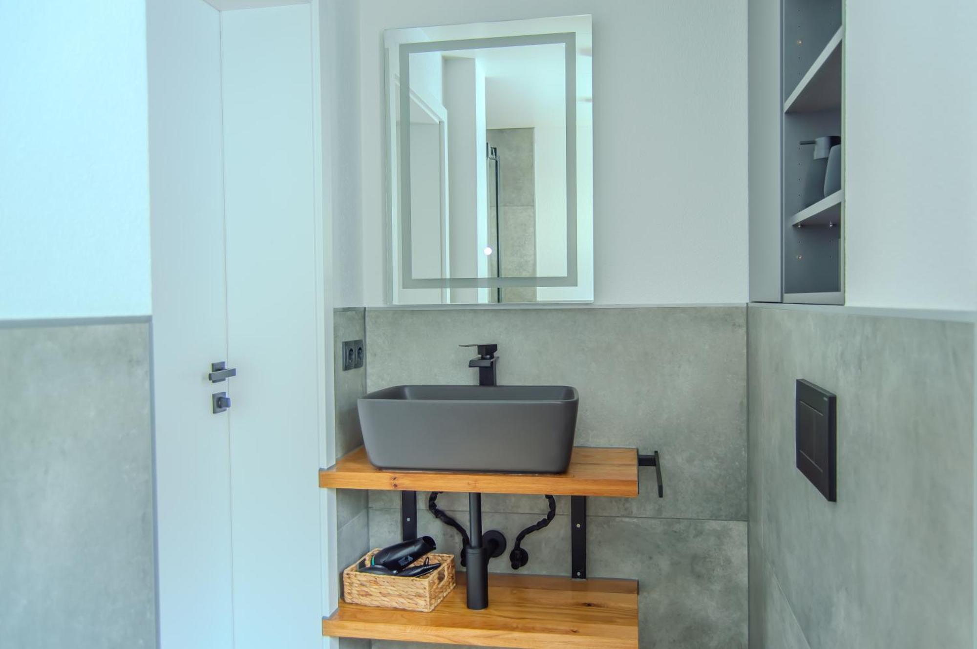Design Trifft Harmonie Nahe Triberger Wasserfaelle Triberg im Schwarzwald Buitenkant foto